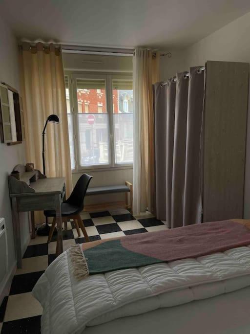 Au Parisien Apartment Ault Bagian luar foto