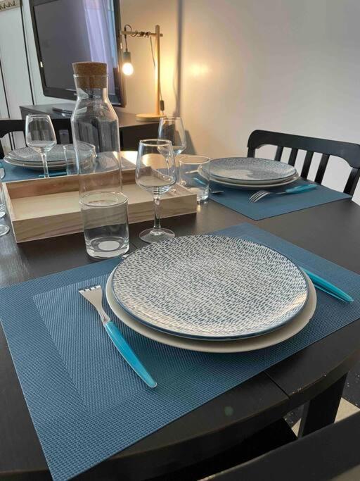 Au Parisien Apartment Ault Bagian luar foto